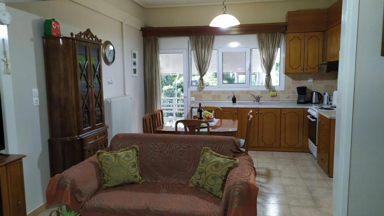 Nikos, Old Kalabaka Apartment Eksteriør billede